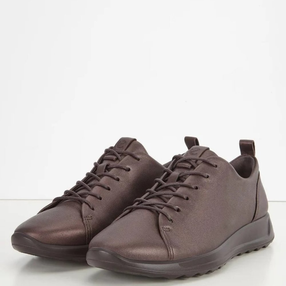 ECCO Flexure Runner Tie Sneaker